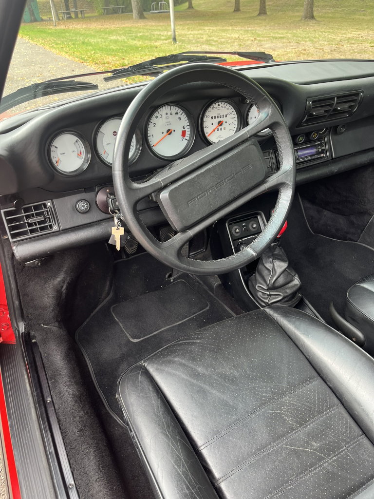 Porsche 911 Carrera 3.2 (KAT)