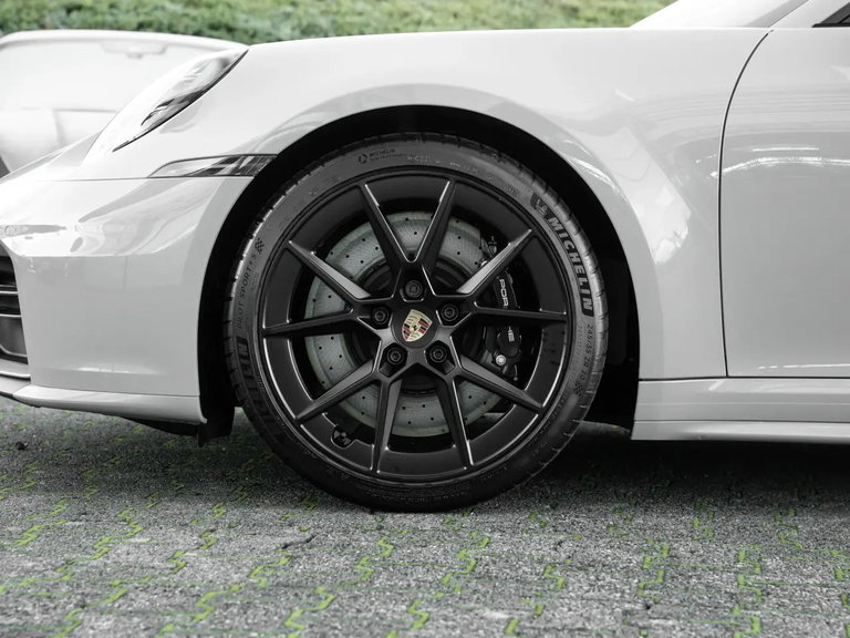 Porsche 992.2 Targa 4S