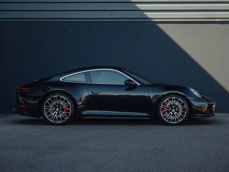 Porsche 992.2 Carrera 4S