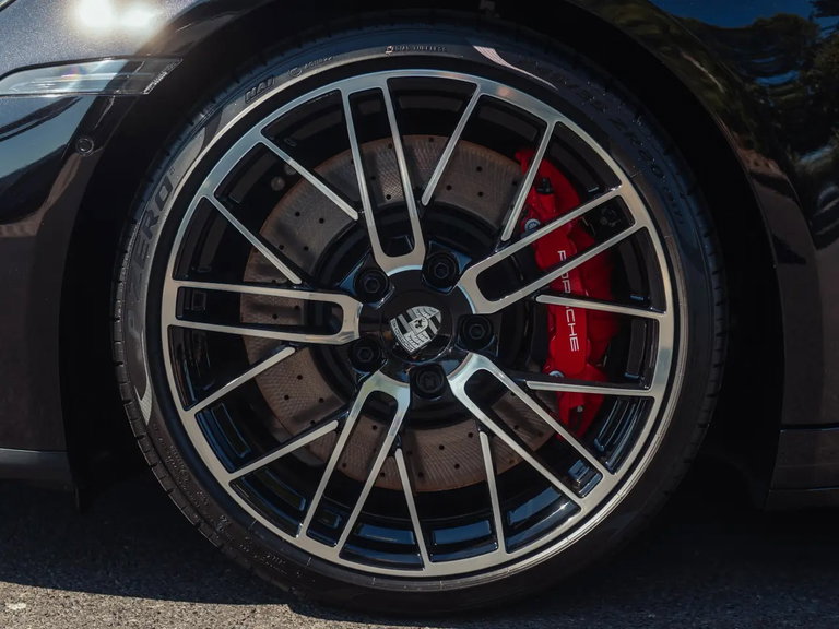 Porsche 992.2 Carrera 4S