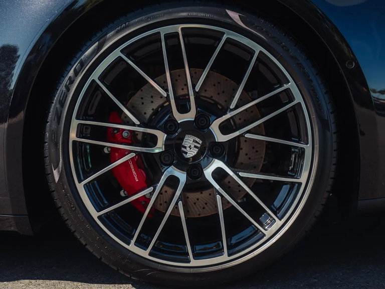 Porsche 992.2 Carrera 4S