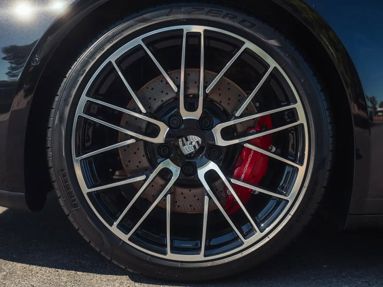 Porsche 992.2 Carrera 4S