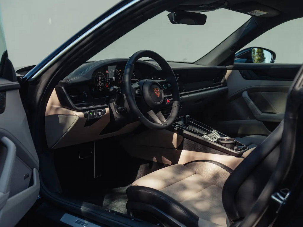 Porsche 992.2 Carrera 4S