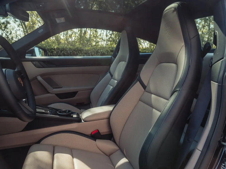 Porsche 992.2 Carrera 4S