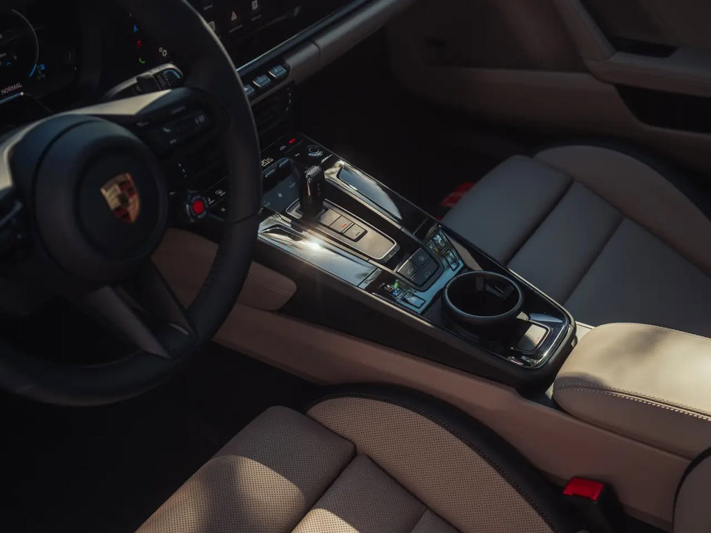 Porsche 992.2 Carrera 4S