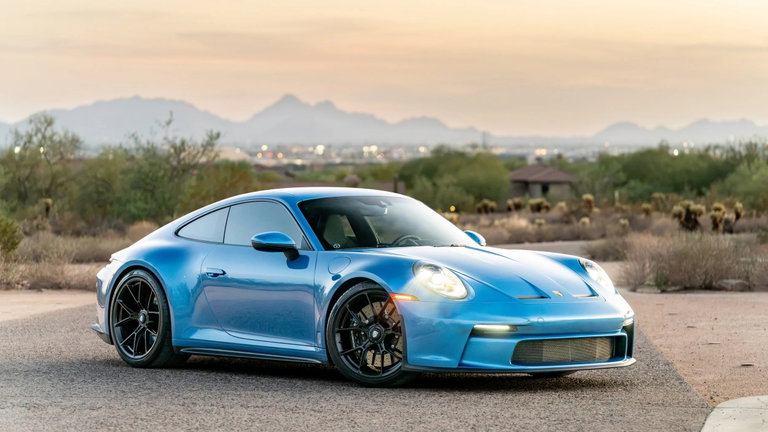 Porsche 992 GT3 Touring
