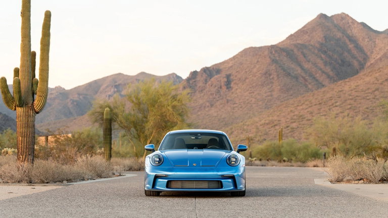 Porsche 992 GT3 Touring