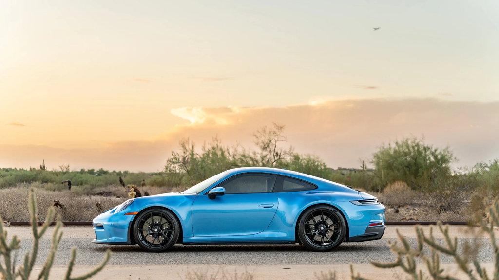 Porsche 992 GT3 Touring