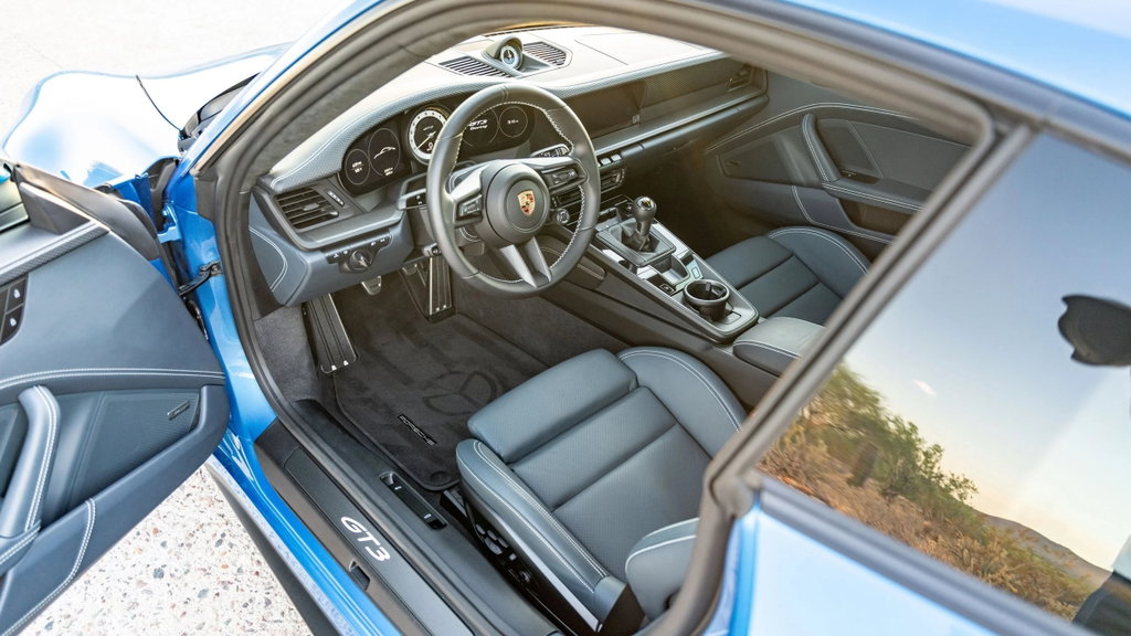 Porsche 992 GT3 Touring