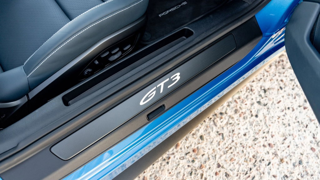 Porsche 992 GT3 Touring