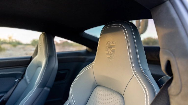 Porsche 992 GT3 Touring