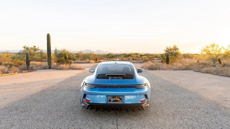 Porsche 992 GT3 Touring