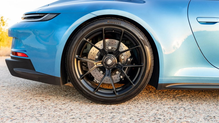 Porsche 992 GT3 Touring