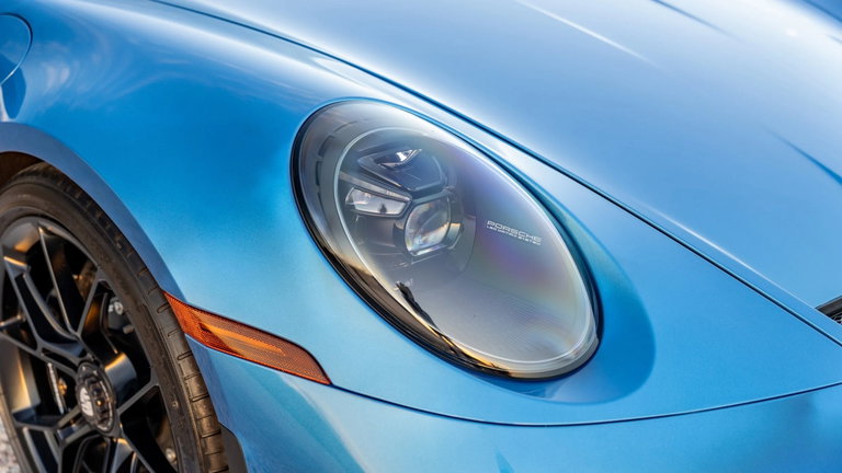 Porsche 992 GT3 Touring