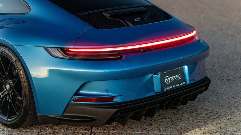 Porsche 992 GT3 Touring