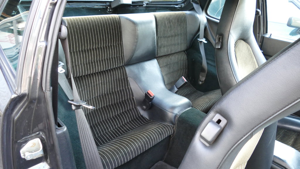 Porsche 944 S2 Coupé