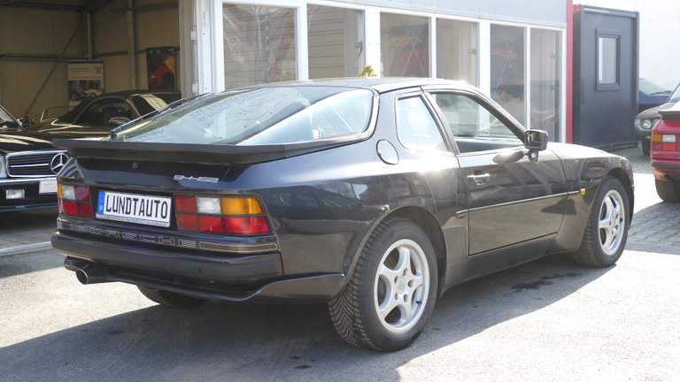 Porsche 944 S2 Coupé