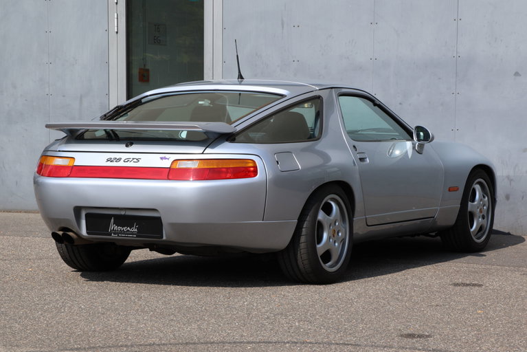Porsche 928 GTS