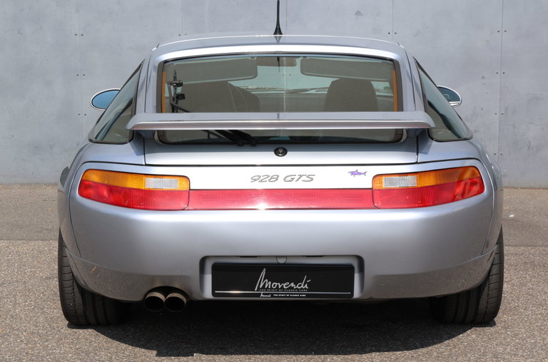 Porsche 928 GTS