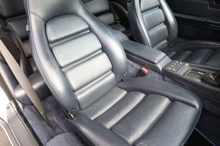 Porsche 928 GTS