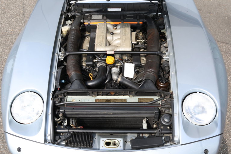 Porsche 928 GTS