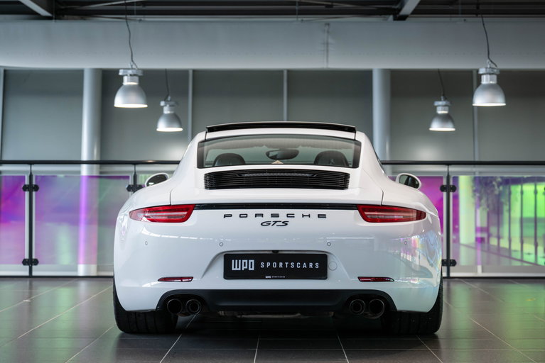 Porsche 991 Carrera GTS