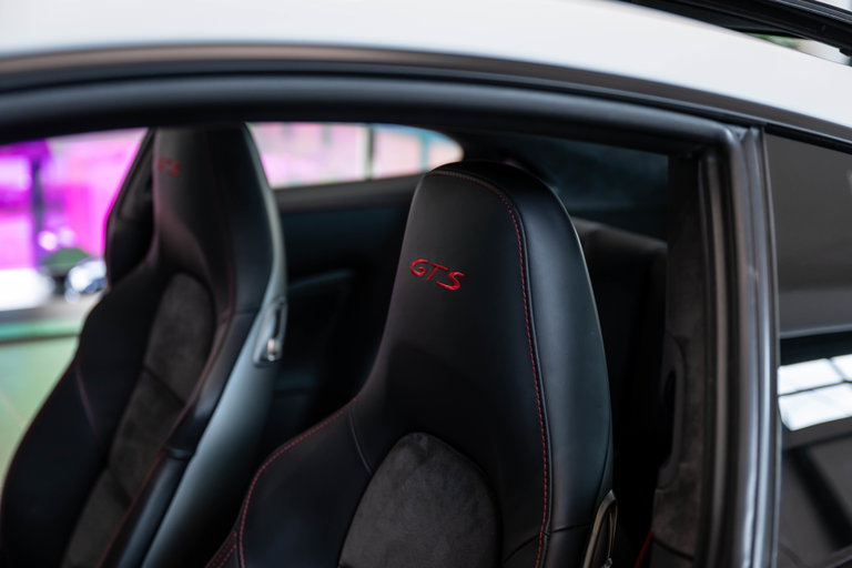 Porsche 991 Carrera GTS
