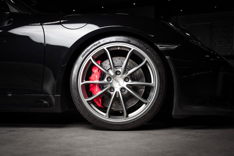 Porsche 981 Cayman GT4