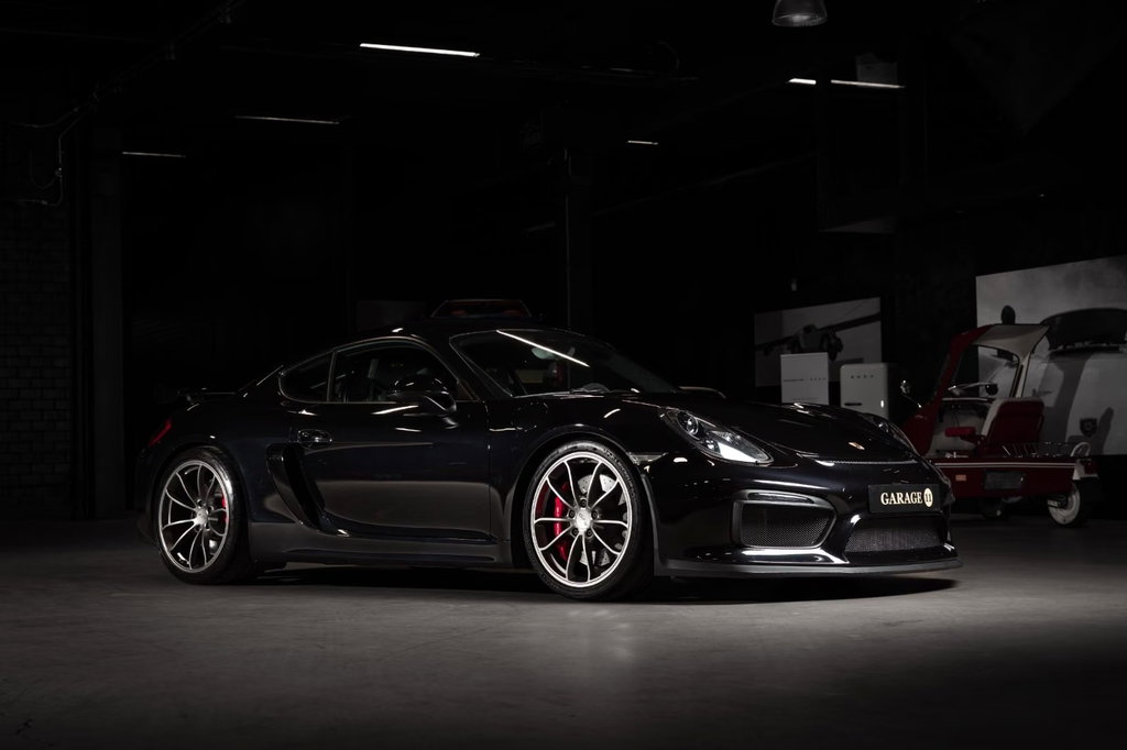 Porsche 981 Cayman GT4