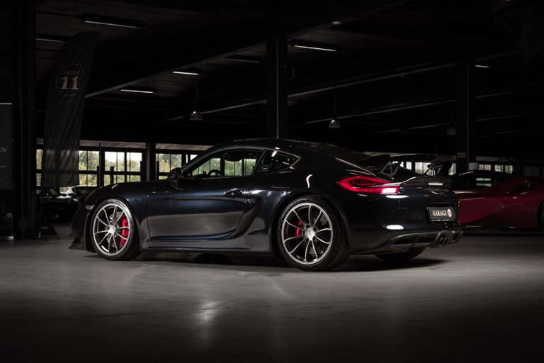 Porsche 981 Cayman GT4