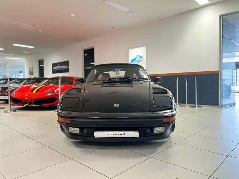 Porsche 911 Carrera 3.2 (US)