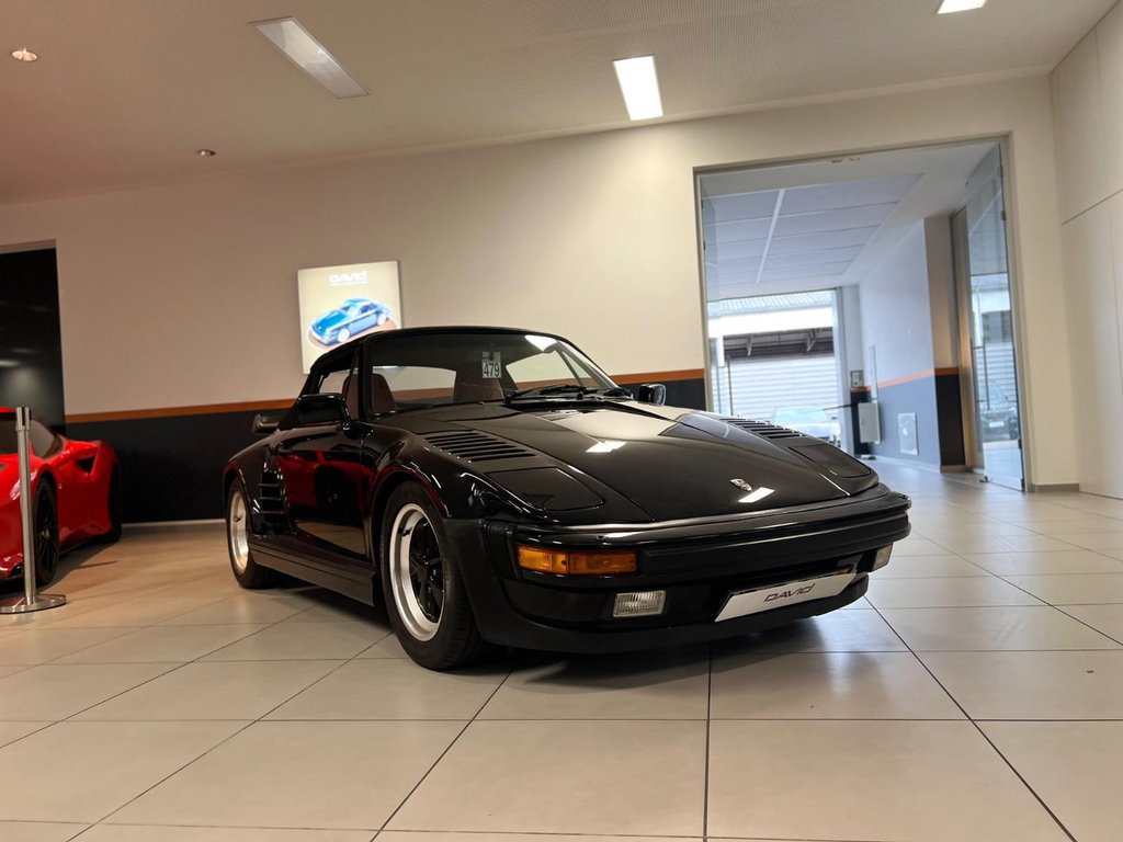 Porsche 911 Carrera 3.2 (US)