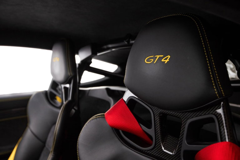 Porsche 981 Cayman GT4