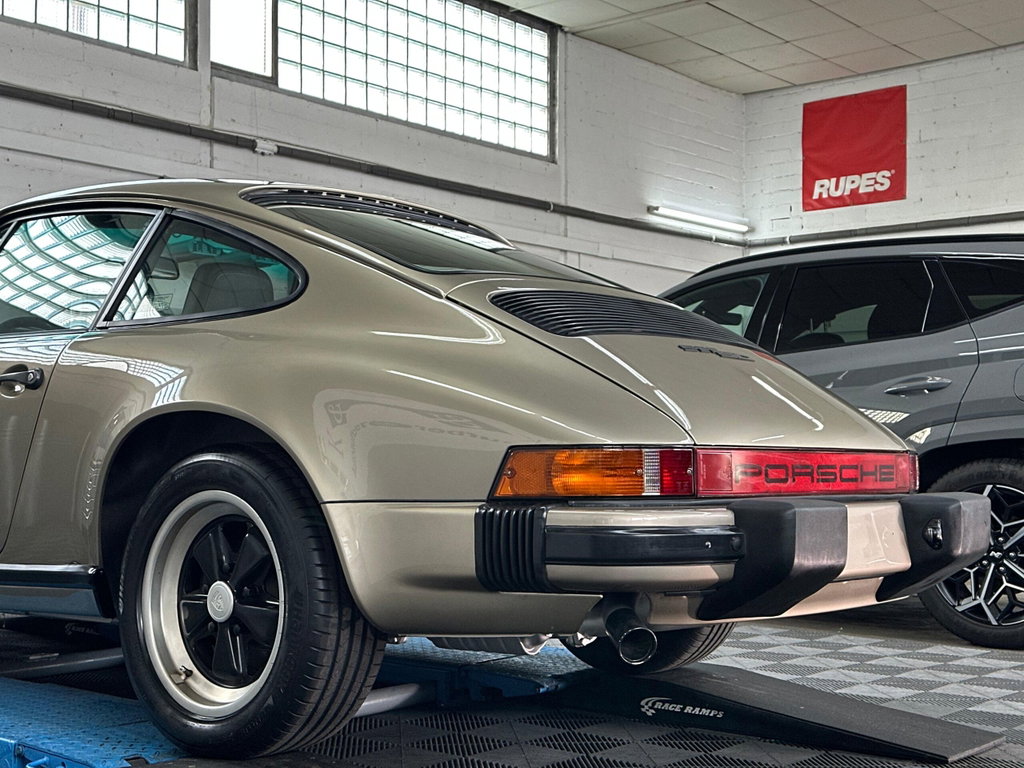 Porsche 911 SC