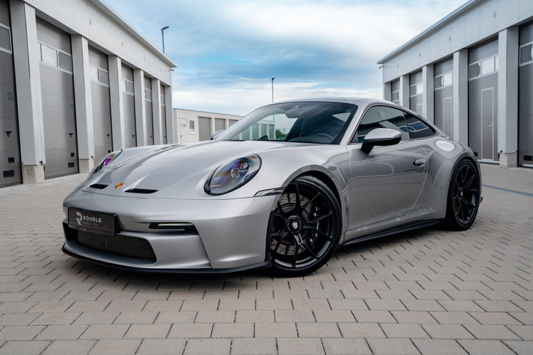 Porsche 992 GT3 Touring