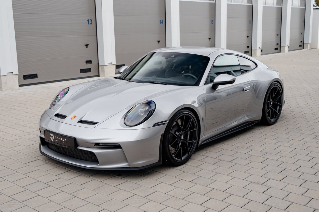 Porsche 992 GT3 Touring