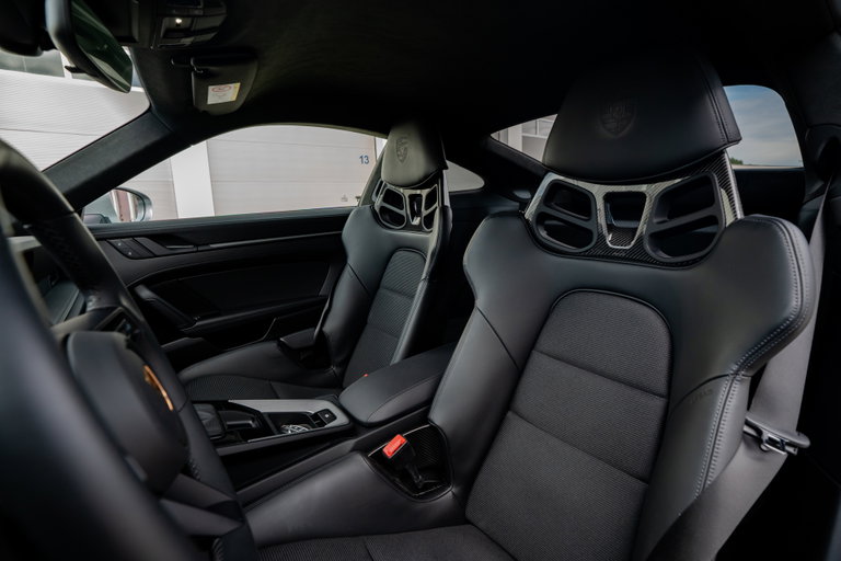Porsche 992 GT3 Touring