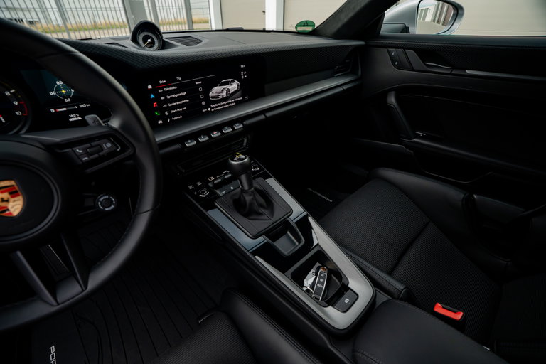 Porsche 992 GT3 Touring