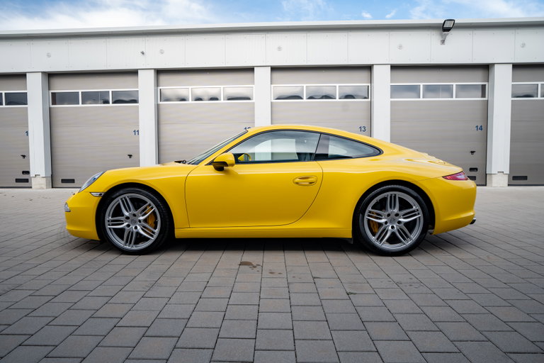 Porsche 991 Carrera