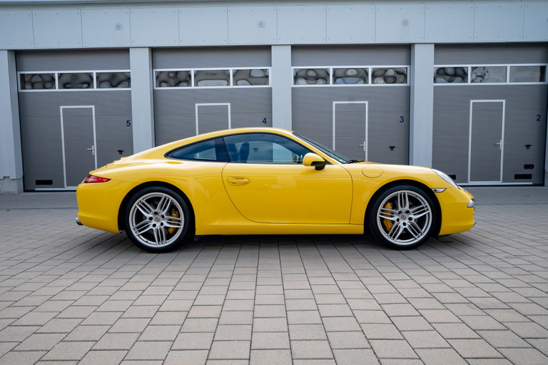 Porsche 991 Carrera