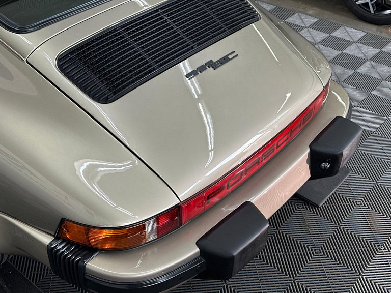 Porsche 911 SC