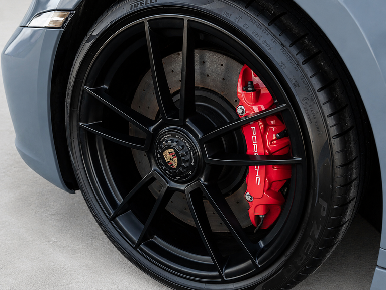 Porsche 992 Carrera GTS