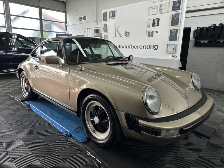 Porsche 911 SC