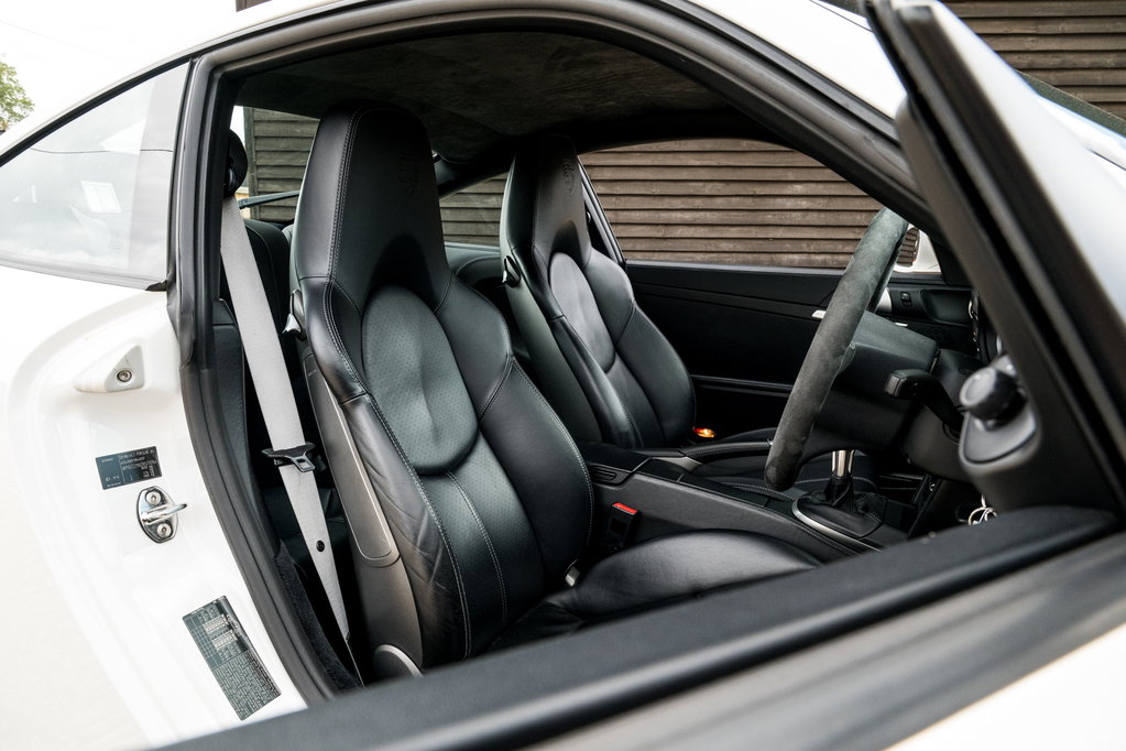Porsche 997.2 Carrera GTS