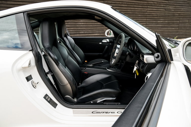 Porsche 997.2 Carrera GTS