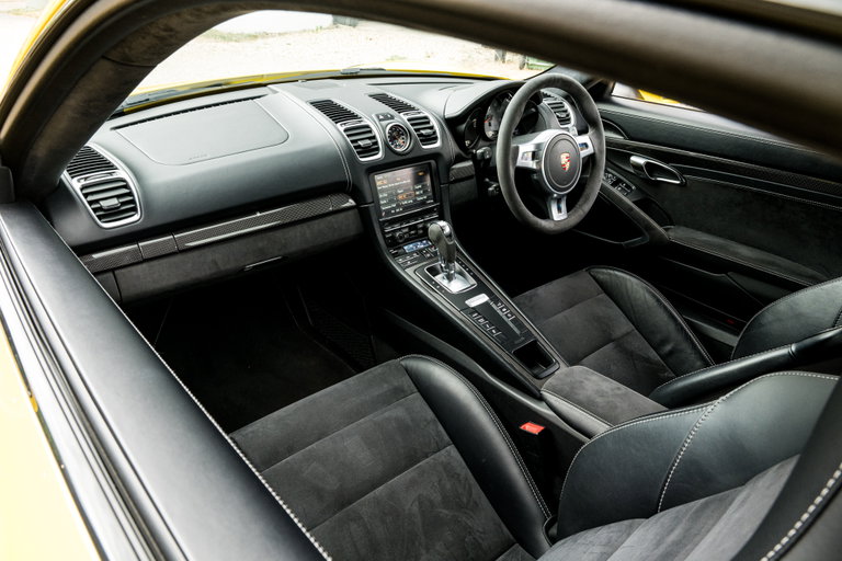 Porsche 981 Cayman GTS