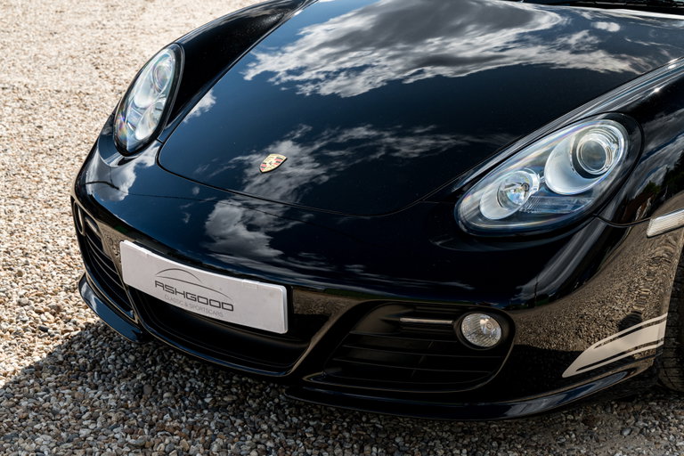 Porsche 987 Cayman R