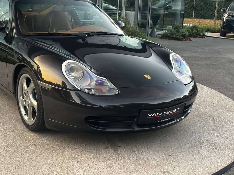 Porsche 996 Carrera 4 Millennium Edition