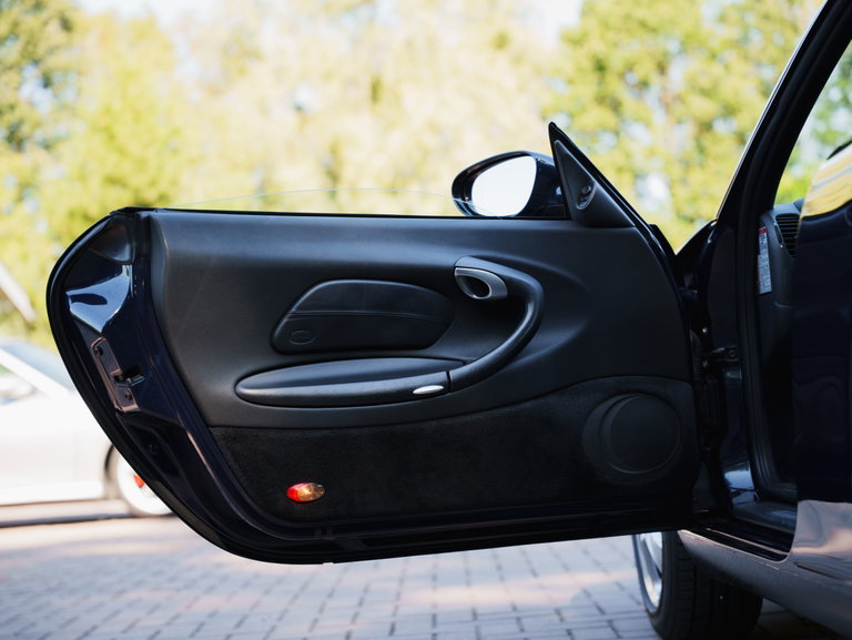 Porsche 996 Carrera 4