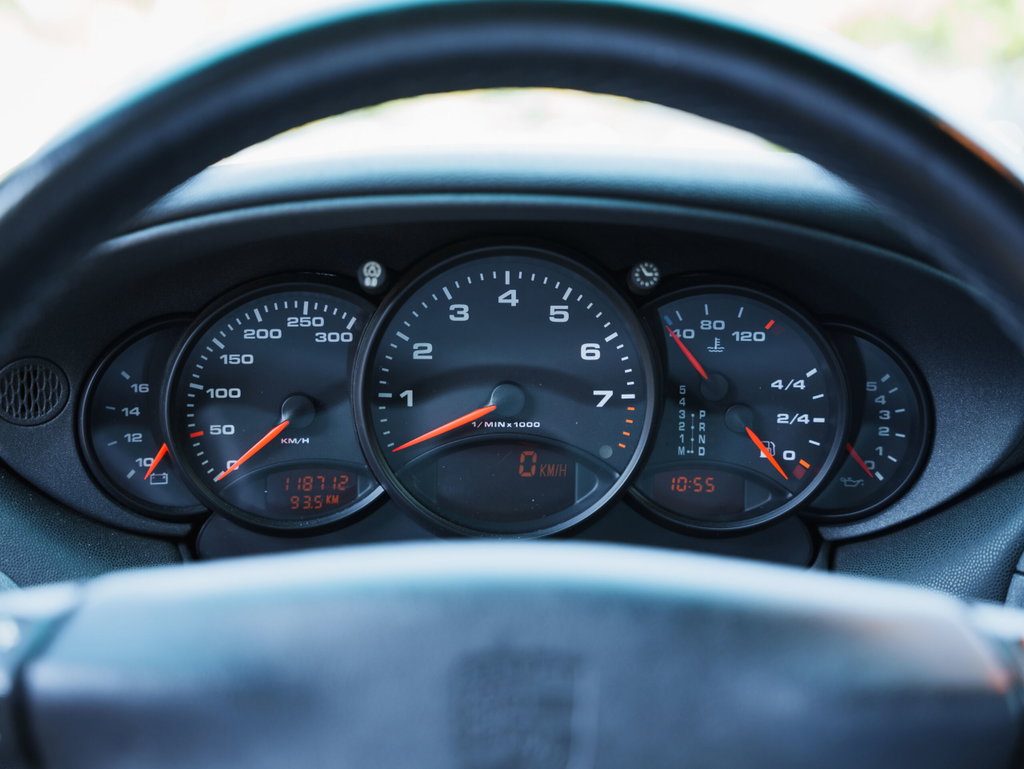 Porsche 996 Carrera 4